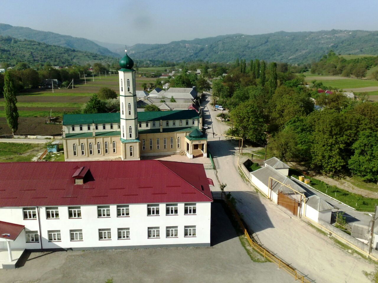 Укажите название.